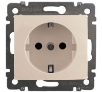 Legrand Valena Classic Розетка 2К+З з автоматичними клемами зі шторками Слонова кістка 774122