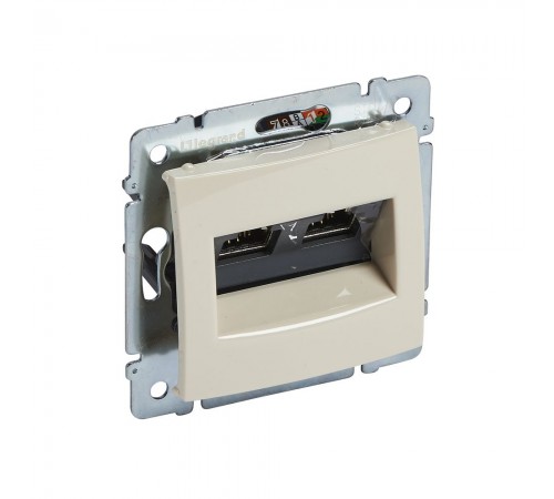 Legrand Valena Classic Розетка інформаційна 2ХRJ45 STP 10 GIGA Слонова кістка 774173
