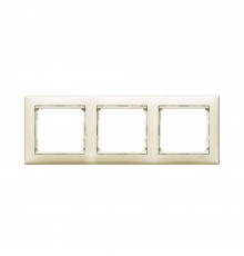 Рамка Legrand Valena Classic слонова кістка 3-кратна 774353