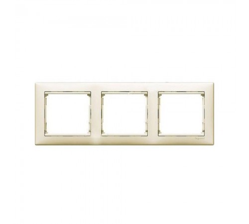 Рамка Legrand Valena Classic слонова кістка 3-кратна 774353 Рамка Legrand Valena Classic слонова кістка 3-кратна 774353