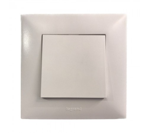 Вимикач в зборі Legrand NILOE STEP білий NS863101S Вимикач в зборі Legrand NILOE STEP білий NS863101S