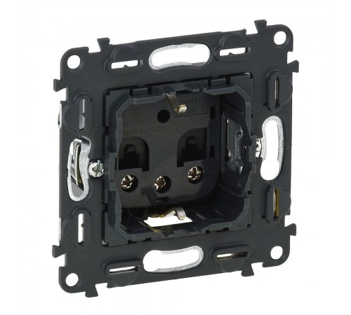 Legrand Valena INMATIC Розетка 2К+З 16А 250В зі шторками гвинтові клеми 6мм 753028