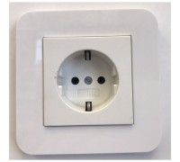 Розетка в зборі E3 біла G0211410S GIRA